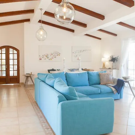 Casa Lola Vila *